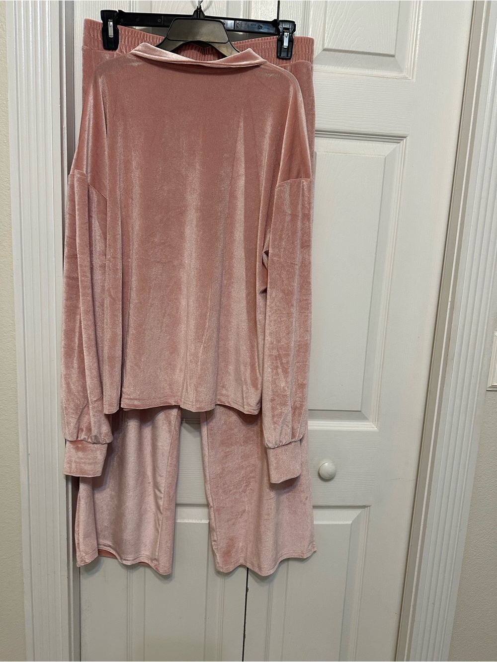 Women's Plush Velour Pajama Set - Dusty Pink